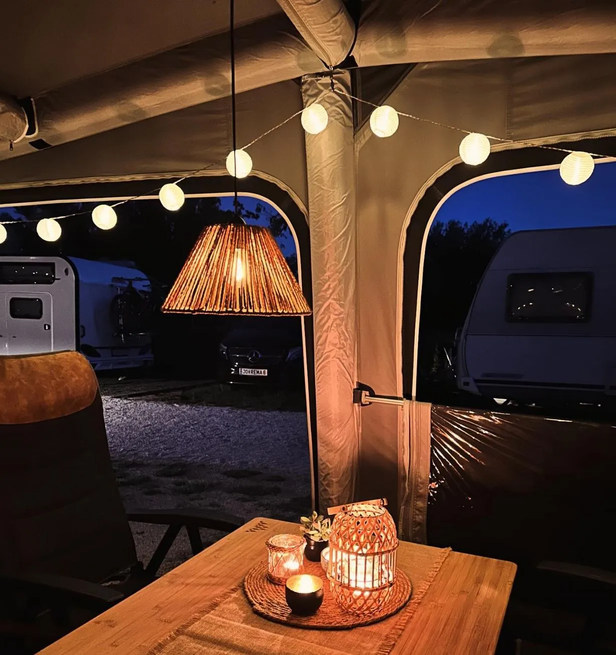 Camping & Caravan