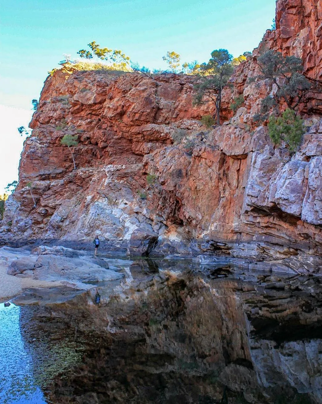 Ormiston Gorge Waterhole Walk